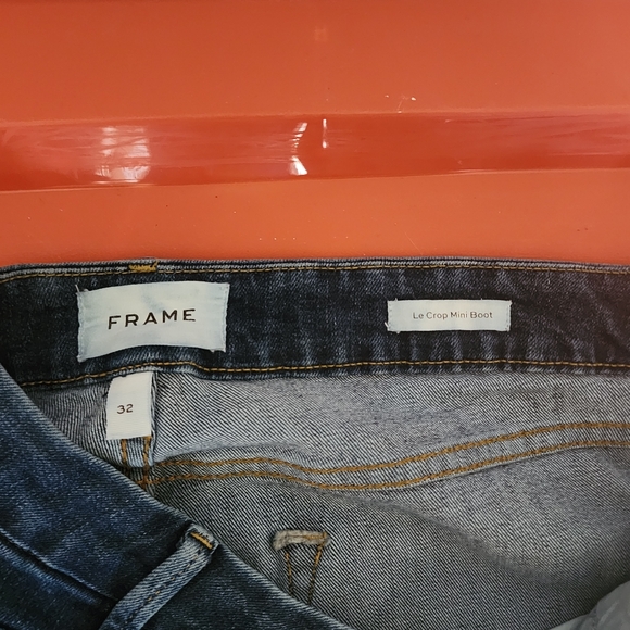 Frame Le Crop Mini Boot Frayed Hem size 32 - Picture 3 of 8